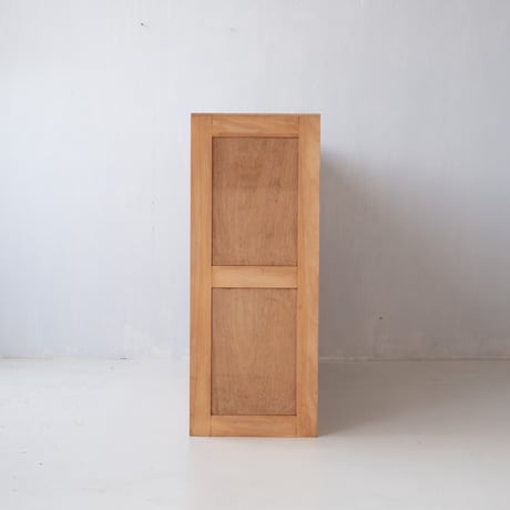 商談中/ 奥行きを抑えた構造の 木味豊かでシンプルな水屋/sa.1362'D