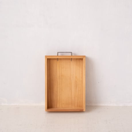 軽やかな鋏の音を想う 「裁ち場」と呼ばれたローテーブル/sa.1461'C