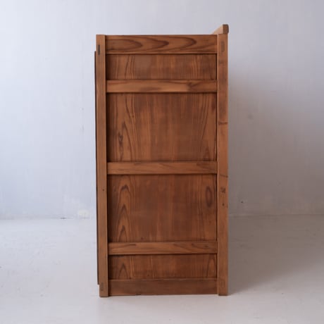 職人の美しい手仕事を今の暮らしへ モールガラスを取り入れた二段水屋/sa.1388'E