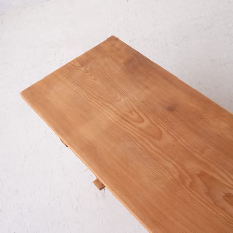 軽やかな鋏の音を想う 「裁ち場」と呼ばれたローテーブル/sa.1461'C