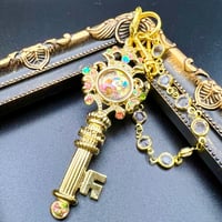 【願いを叶えるサポート！】魔法のオルゴナイトバッグチャーム