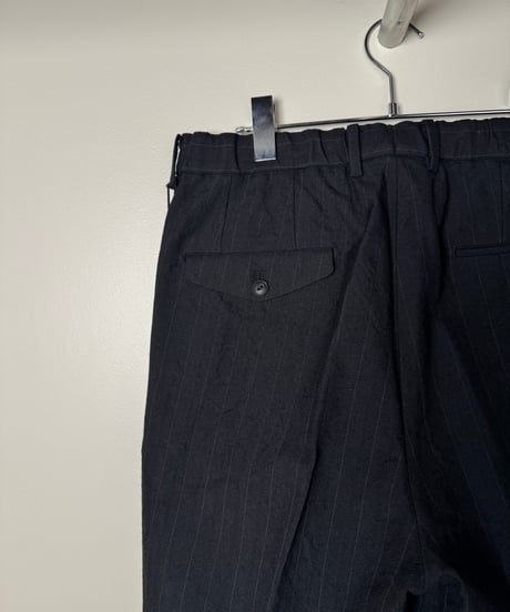 【YOKO SAKAMOTO（ヨーコサカモト）】DOUBLE PLEATED TROUSERS –BLACK