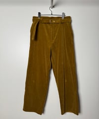 【YOKO SAKAMOTO（ヨーコサカモト）】BELTED TROUSERS -AMBER