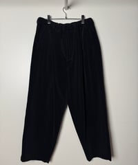 【YOKO SAKAMOTO（ヨーコサカモト）】DOUBLE PLEATED WIDE EASY PANTS –BLACK