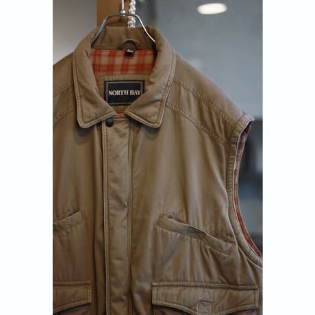 1990s “NORTH BAY” Padded Multipocket Utility Vest