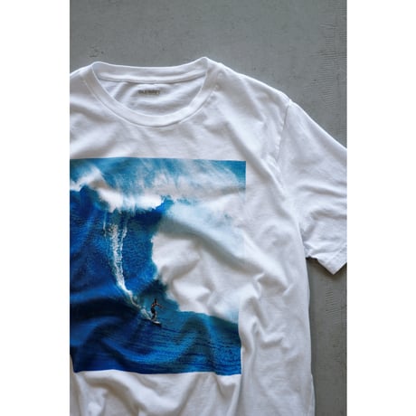 “Old Navy” Surf Graphic Tshirt