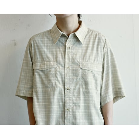 “Columbia” Titanium Plaid Nylon Tech Shirt
