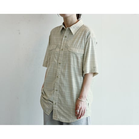 “Columbia” Titanium Plaid Nylon Tech Shirt