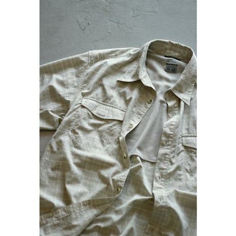“Columbia” Titanium Plaid Nylon Tech Shirt