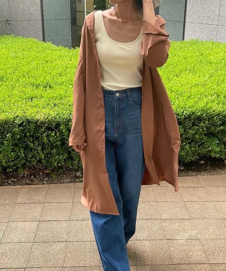 シンプルロングシャツ