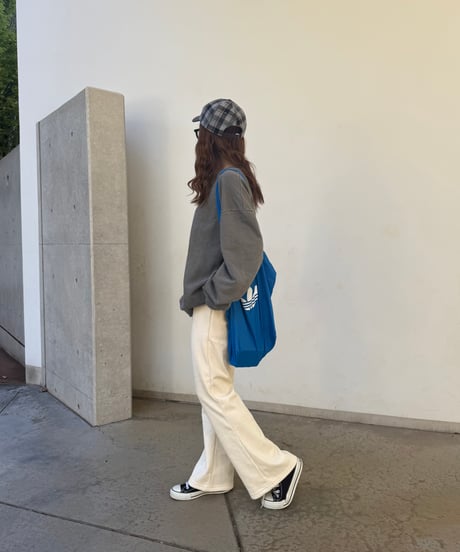 裏起毛コーデュロイセミフレアパンツ(オフホワイト)