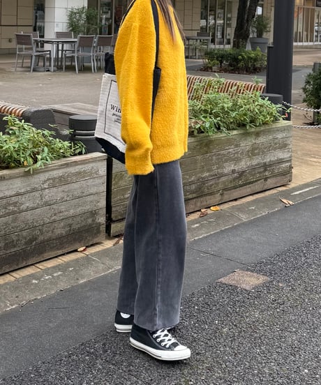 カットオフストレートデニムパンツ(ブラック)