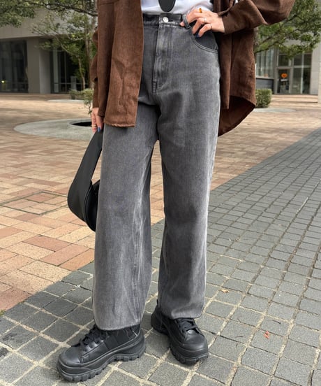 カットオフストレートデニムパンツ(ブラック)