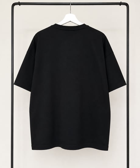 フロントハートロゴTシャツ(ブラック)