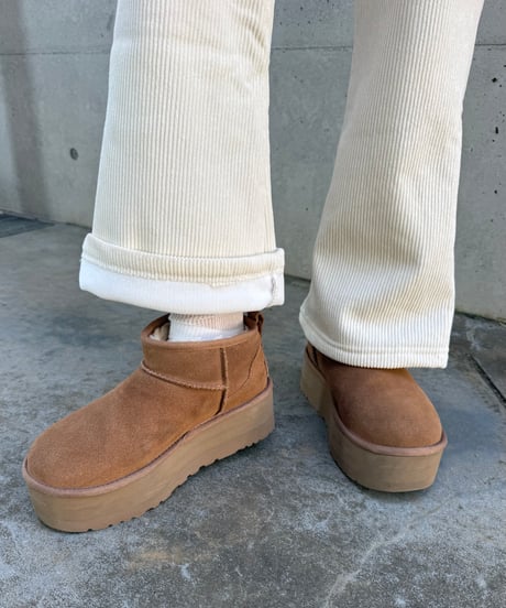 裏起毛コーデュロイセミフレアパンツ(オフホワイト)