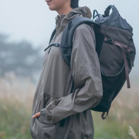 RawLow Mountain Works /Airy Hoodie