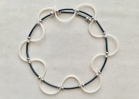 【Casual Choker "TOY"】Ecru 01