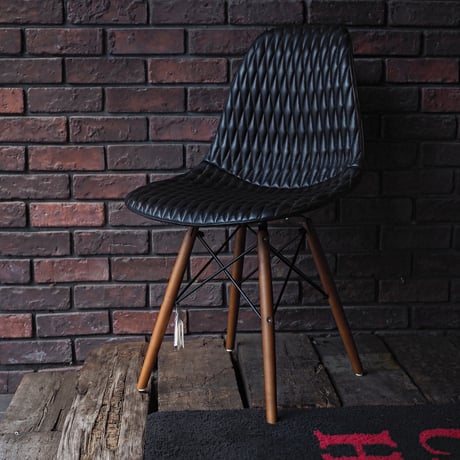 BACKDROP Leathers / SHELL CHAIR