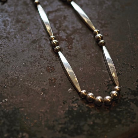 DUCK TAIL / Special Long Silver Beads Necklace -70cm-