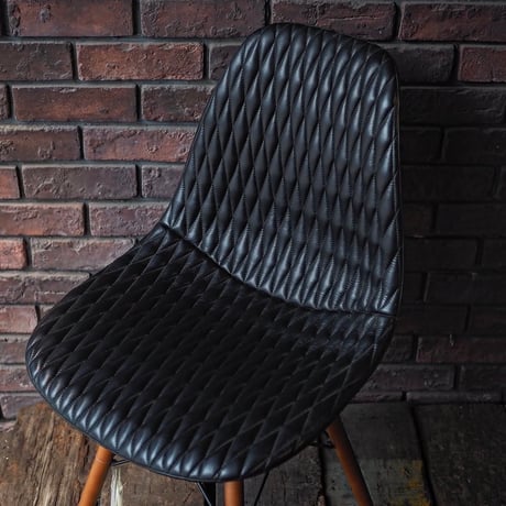 BACKDROP Leathers / SHELL CHAIR
