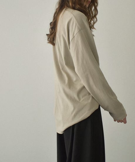nh-tops-02565　オーバーサイズ ロングスリーブTシャツ　ホワイト　ベージュ　チャコール　ブラック