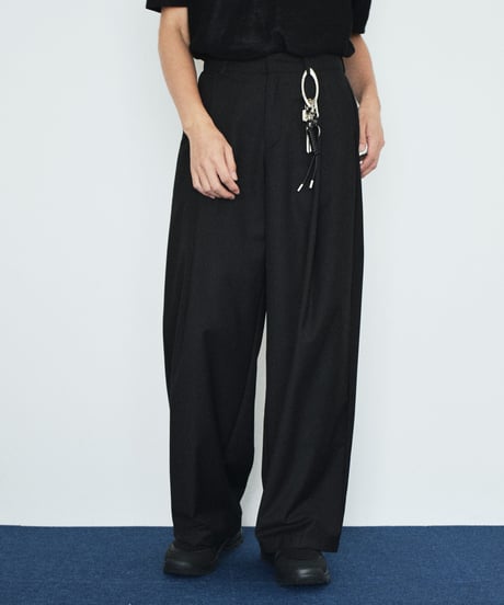 bottoms-02266U　Tuck Cocoon Wide Pants