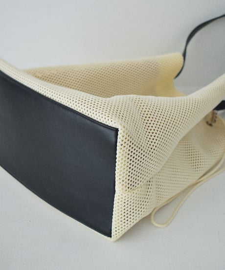 bag2-02679U　ドロスト メッシュ トートバッグ　エクリュ　ブラック