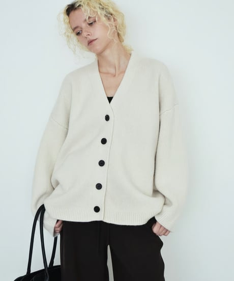 knit-02351　オーバーサイズ ニットカーディガン　エクリュ　グレー