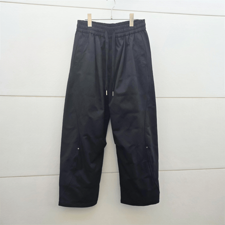 【受注期間10/14〜20】Tuck curve Pants