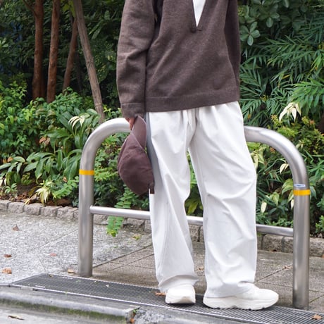 【受注期間10/14〜20】Tuck curve Pants