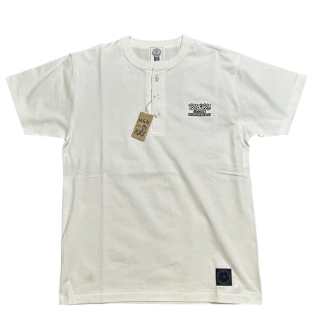 M&M CUSTOM PERFORMANCE - 26MMT28 HENLY NECK TEE