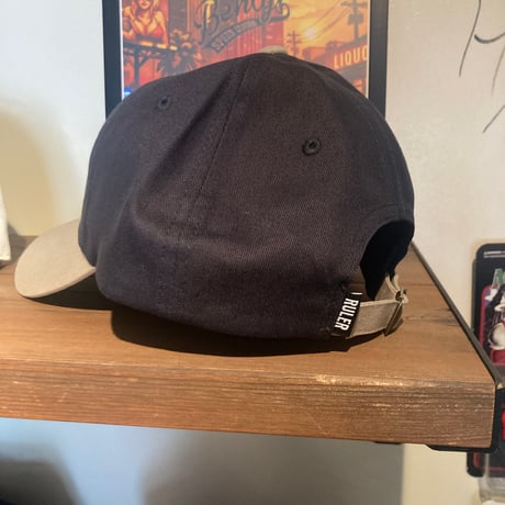 RULER SIGN SCRIPT 2TONE LOWPROFILE スナップバックCAP