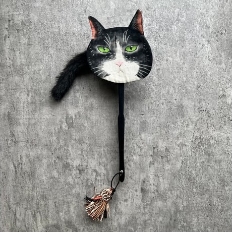 ハチワレ猫の扇子