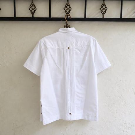 【ご注文日より１年以内にお届け】【受注生産】【半袖】【CACTUS 手刺繍】【HANDMADE】【ESGP-07S-W】【S/S GUAYAMISA】【WHITE】【白】