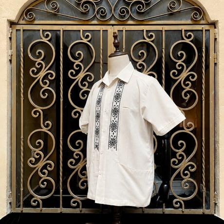 【ご注文日より１年以内にお届け】【受注生産】【半袖】【 ESG-01S-OFB 】【 REJILLADA 】【 OFF WHITE x BLACK 】【 オフホワイトx 黒 】