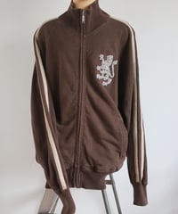around10s 🌰⚽️ zip-up sweatshirt made in china