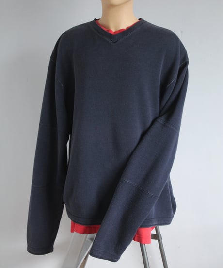 mid00s GAP 🌑 l/s tee made in bangladesh