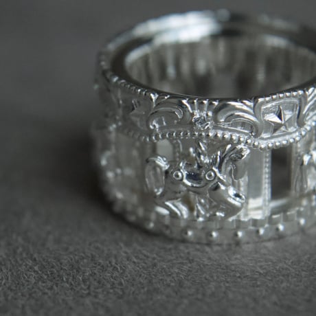 ［SV925］gleam carousel ring