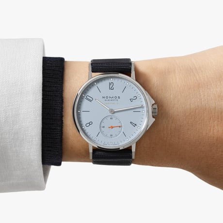 NOMOS Glashütte / Ahoi neomatik Sky / NM568  568
