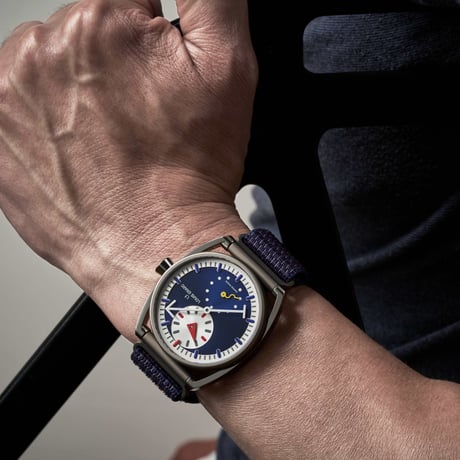 Louis Erard / Hall of Fame Collection / Alain Silberstein / LE85358TT05BTT90  Regulator Blue