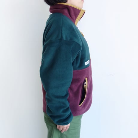 South2 West8 x COLUMBIA PFG　Wintertrainer™ Fleece Jacket【Green × Burgundy】