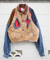 "夢を見て泣いてファッションと共に生きている君へ" To you, who dreams, weeps, and lives alongside fashion.