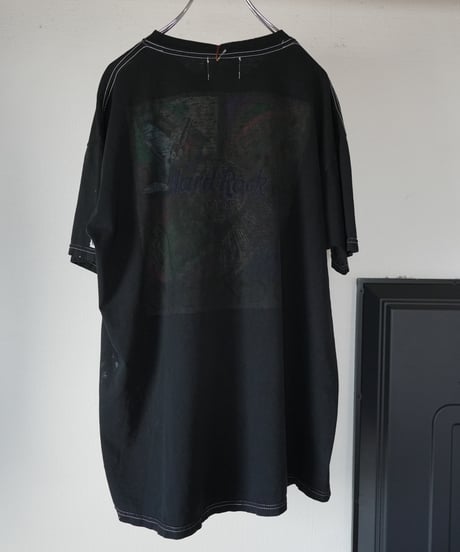 "黒い花のTシャツ / 第一色" my own flower T-shirt, patchworked by vintages
