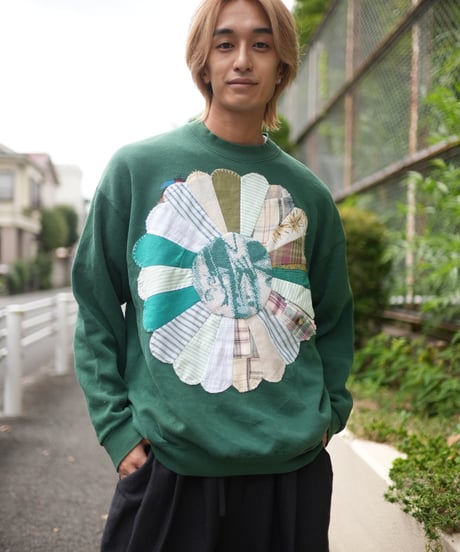 "緑い花のトレーナー / 第一色" my own flower Trainer shirt, patchworked by vintages