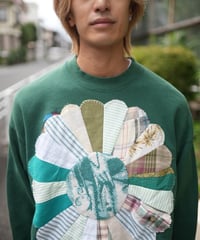 "緑い花のトレーナー / 第一色" my own flower Trainer shirt, patchworked by vintages