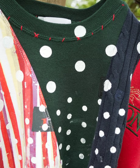 "季節外れの雪のトレーナー" Sweatshirt with an out-of-season snow motif, Rebuild by vintages