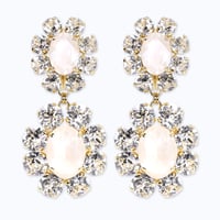 Classic Earrings -MILKY WHITE-