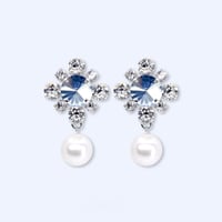 Mini Emblem & Pearl Earrings -AQUA-