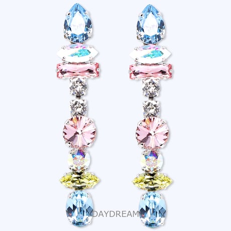 Amo Earrings -DAYDREAM-