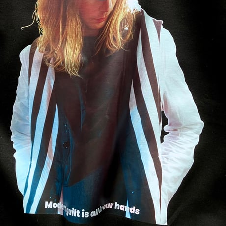 【受注生産】All in our hands Hoodie（新素材ボディ／サイドポケット付き）: photo by ジョディ浅野